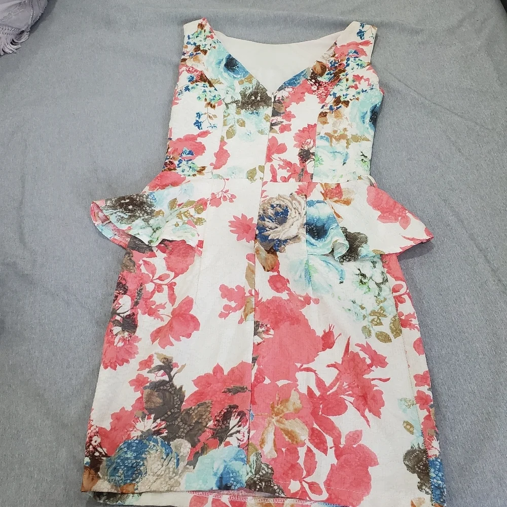 Floral Peplum Dress for woman‎ size small